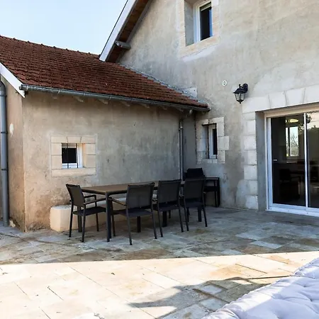 Maison En Bord De Dordogne Сasa de vacaciones *
